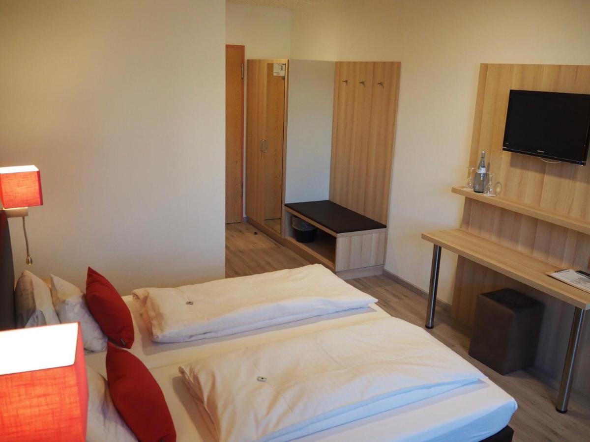 Hotel „Zur Linde“ Ehingen  Exteriér fotografie